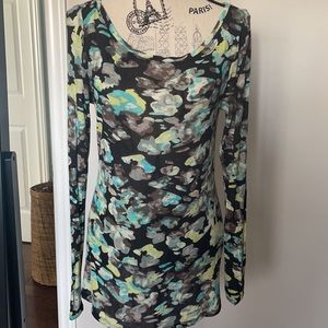 BEAUTIFUL BCBG FLORAL PRINT TOP *PICK 2 for $35*